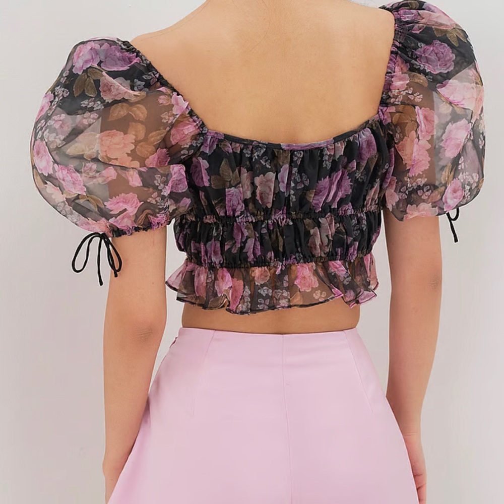 For Love and Lemons Purple and Pink Ruched Puff Sleeve Crop Blouse - Picture 4 of 4